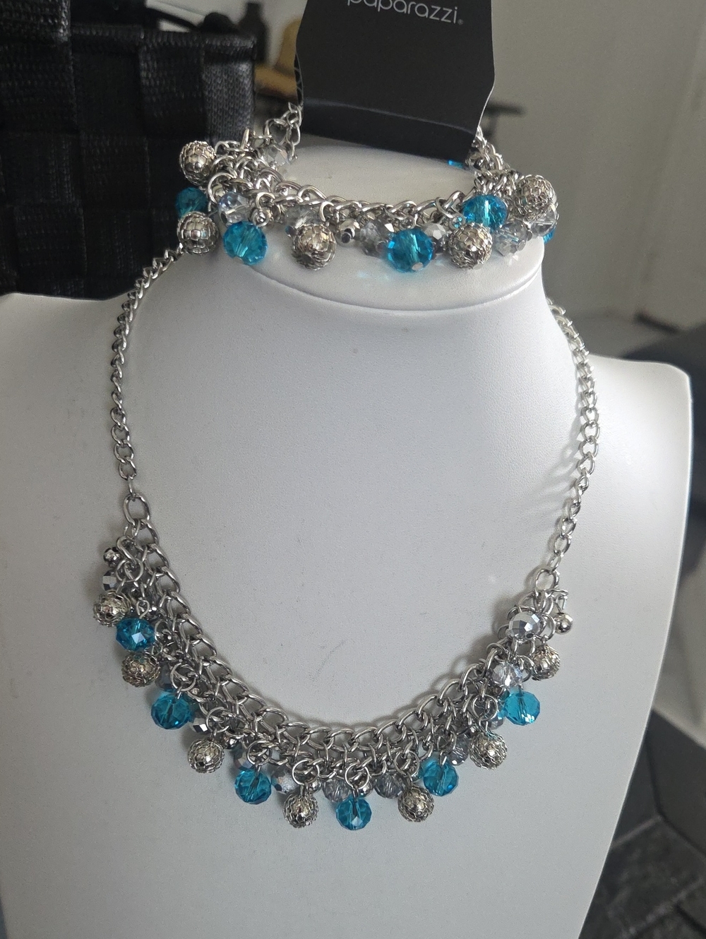 Paparazzi Party Spree  Blue Necklace/The Party Planner Bracelet NWT